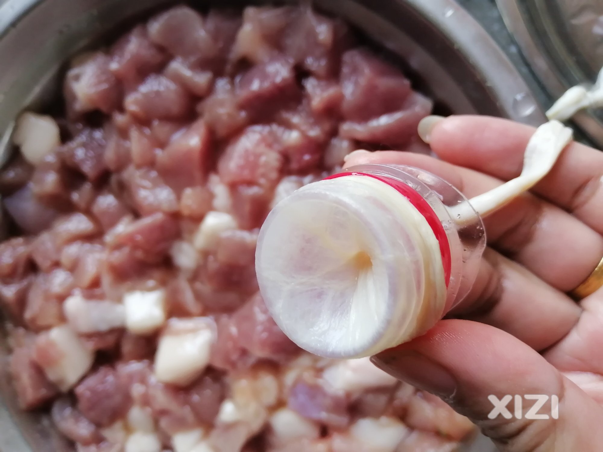 做腊肠了