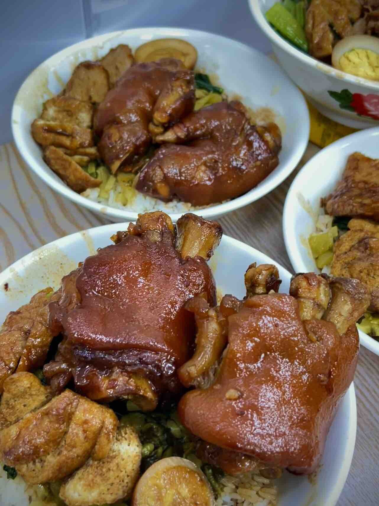 惠州美食：在惠州！我唯一想推荐的一家四点金猪脚饭～