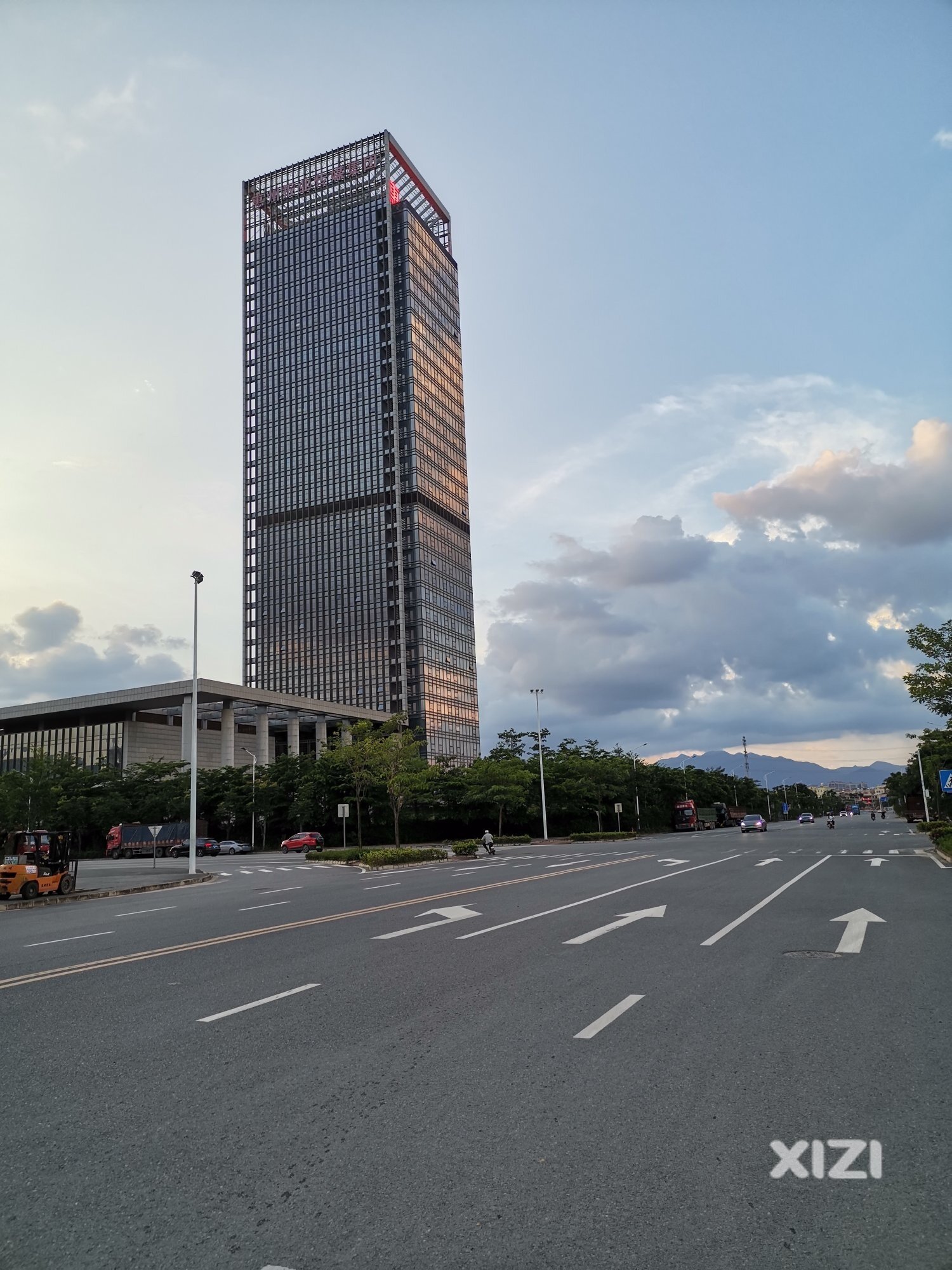 江北西区4号小区东侧