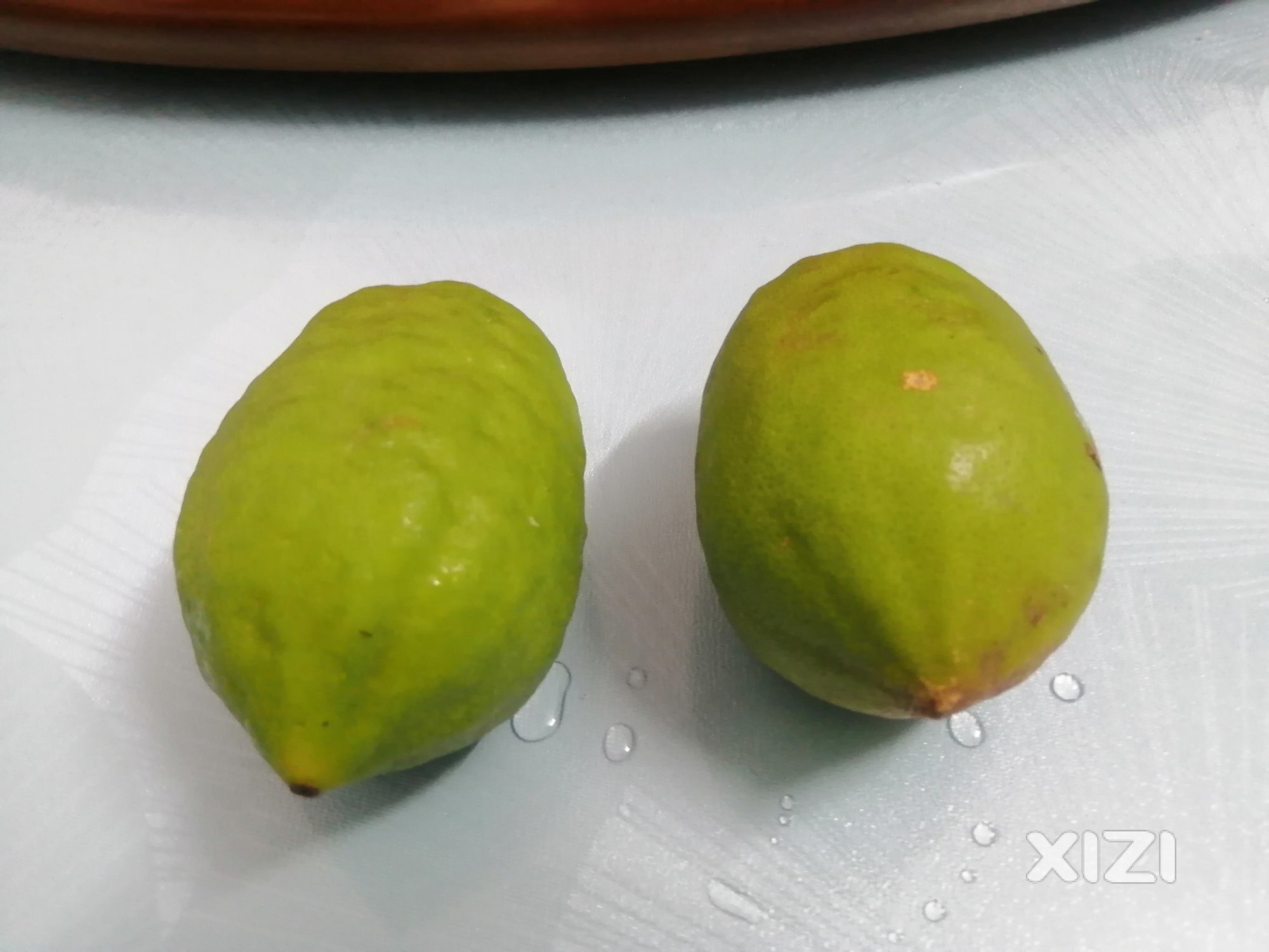 大热天来杯自制柠檬水