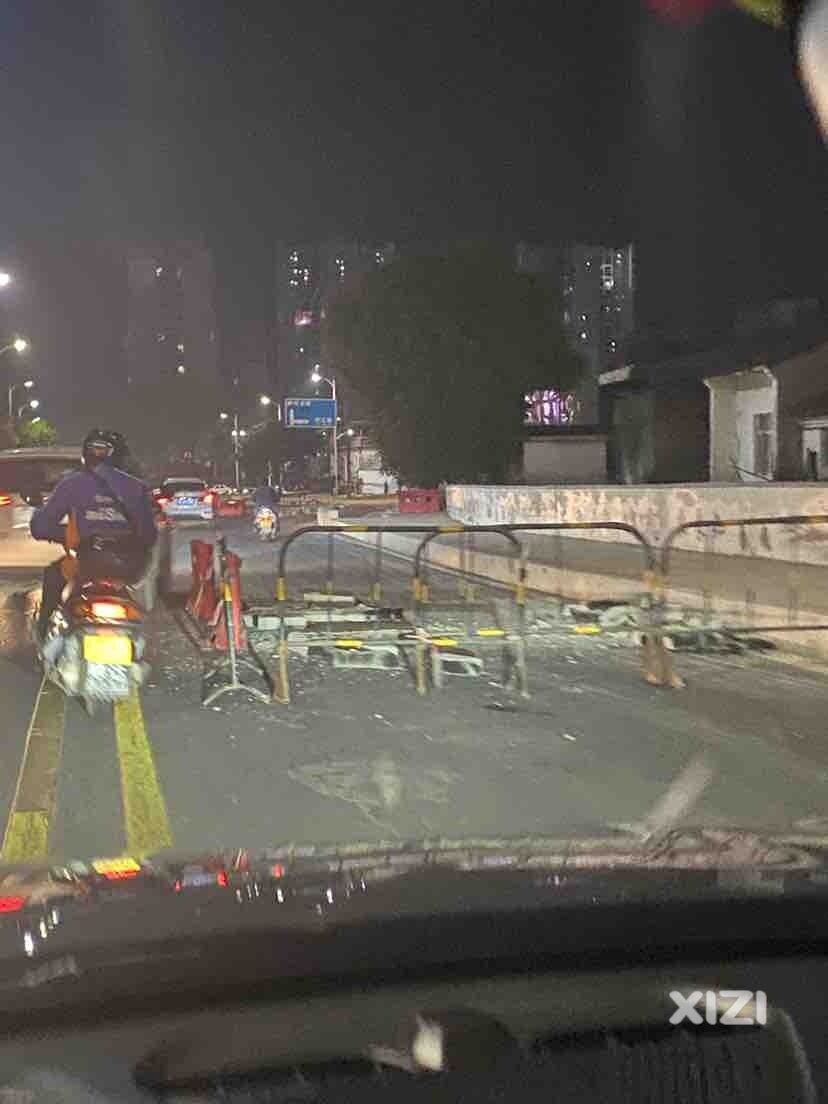 这江南路好难得做好又挖掉，搞笑还是搞钱？