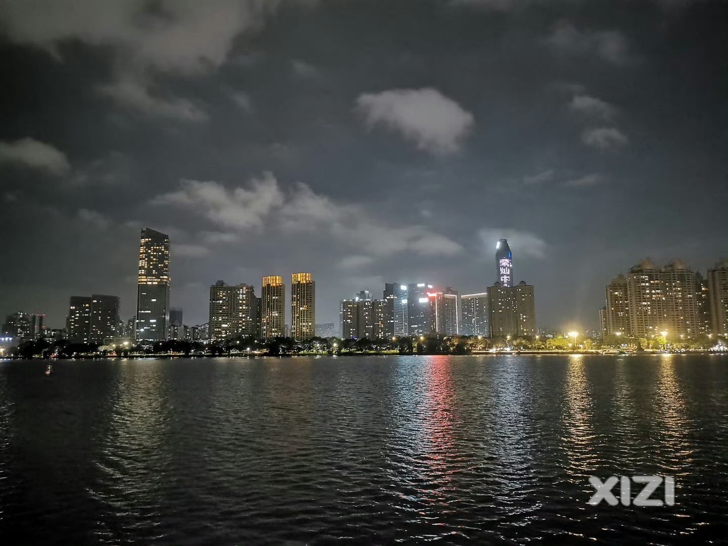 江北和水东街之间建一座人行桥，新老城区互相引流，你觉得怎么样？