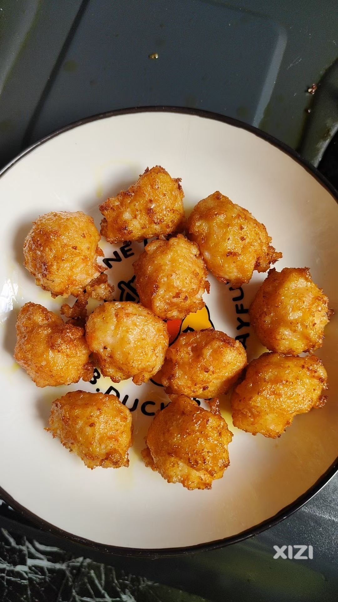 饿到睡不着，最近有点