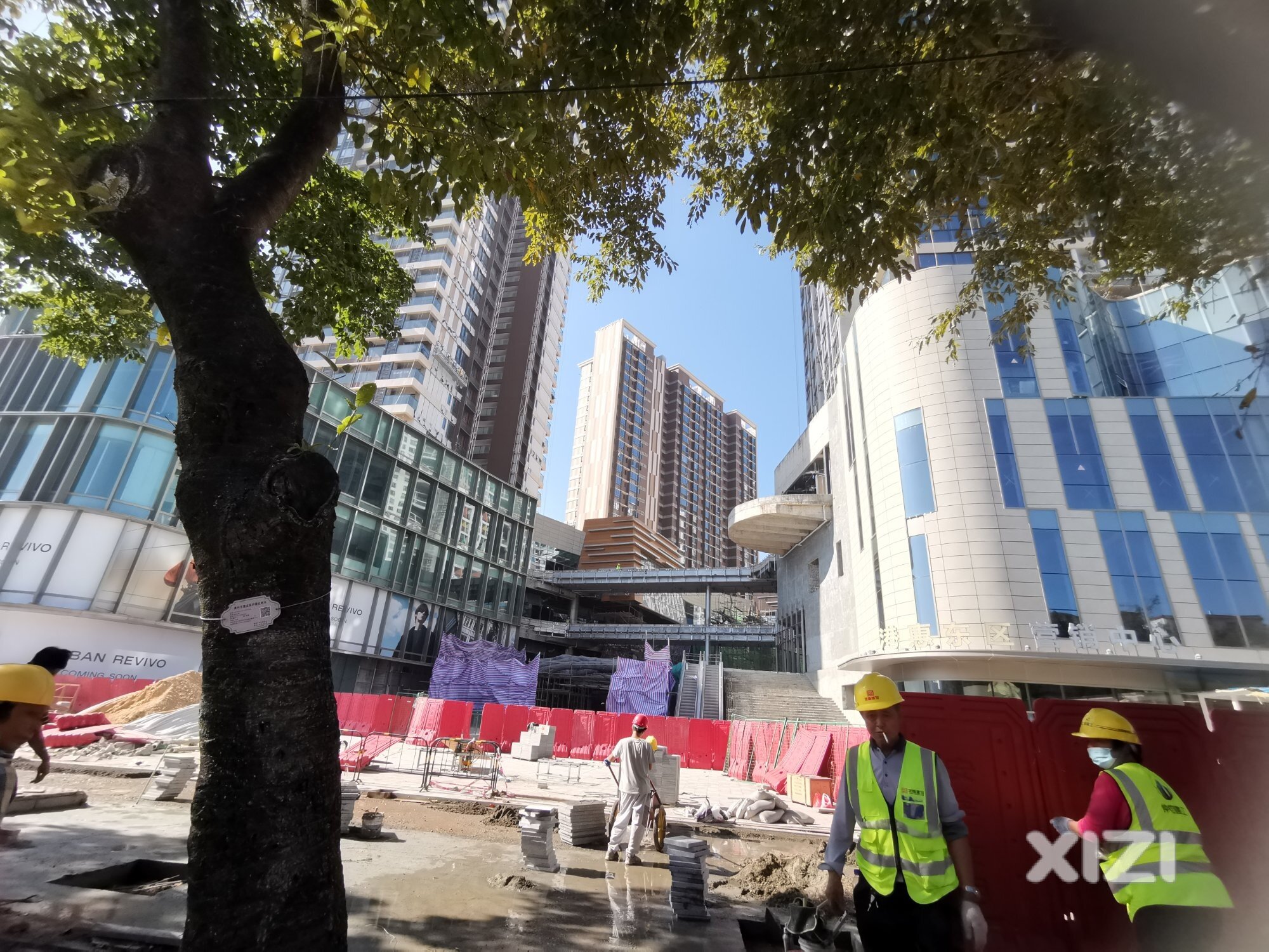 再建的港惠新天地东建