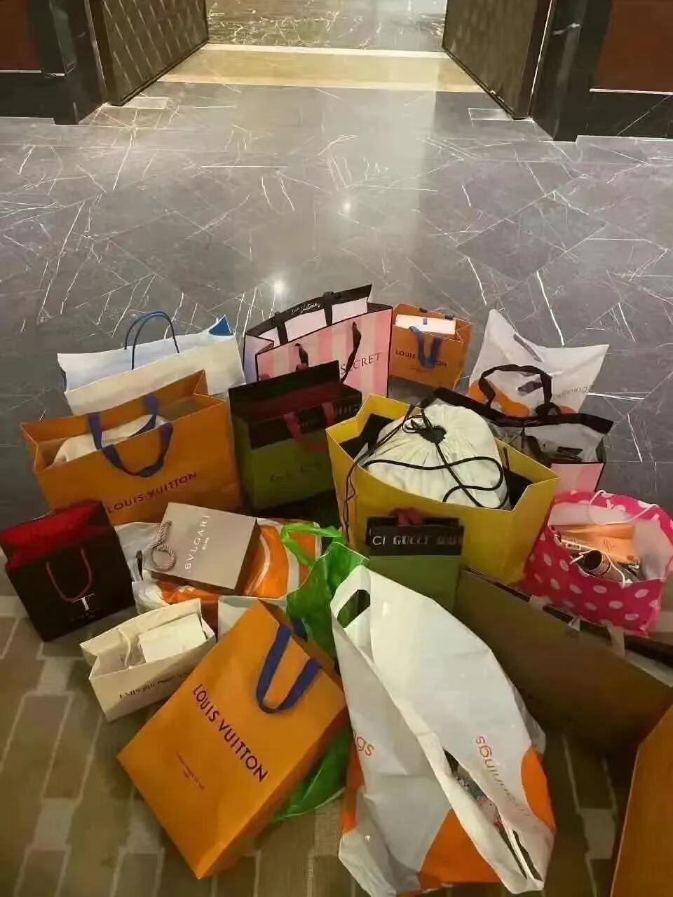 我叔说：很多普信女长得7+1还想的美，所以