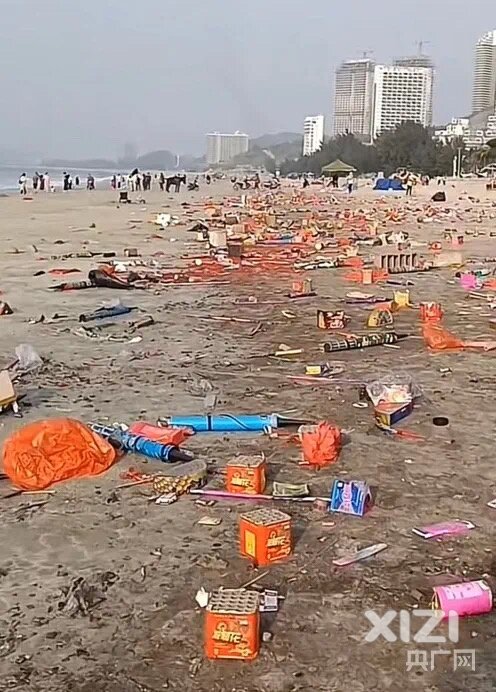 跨年夜惠州一海滩留下烟花垃圾？属实！