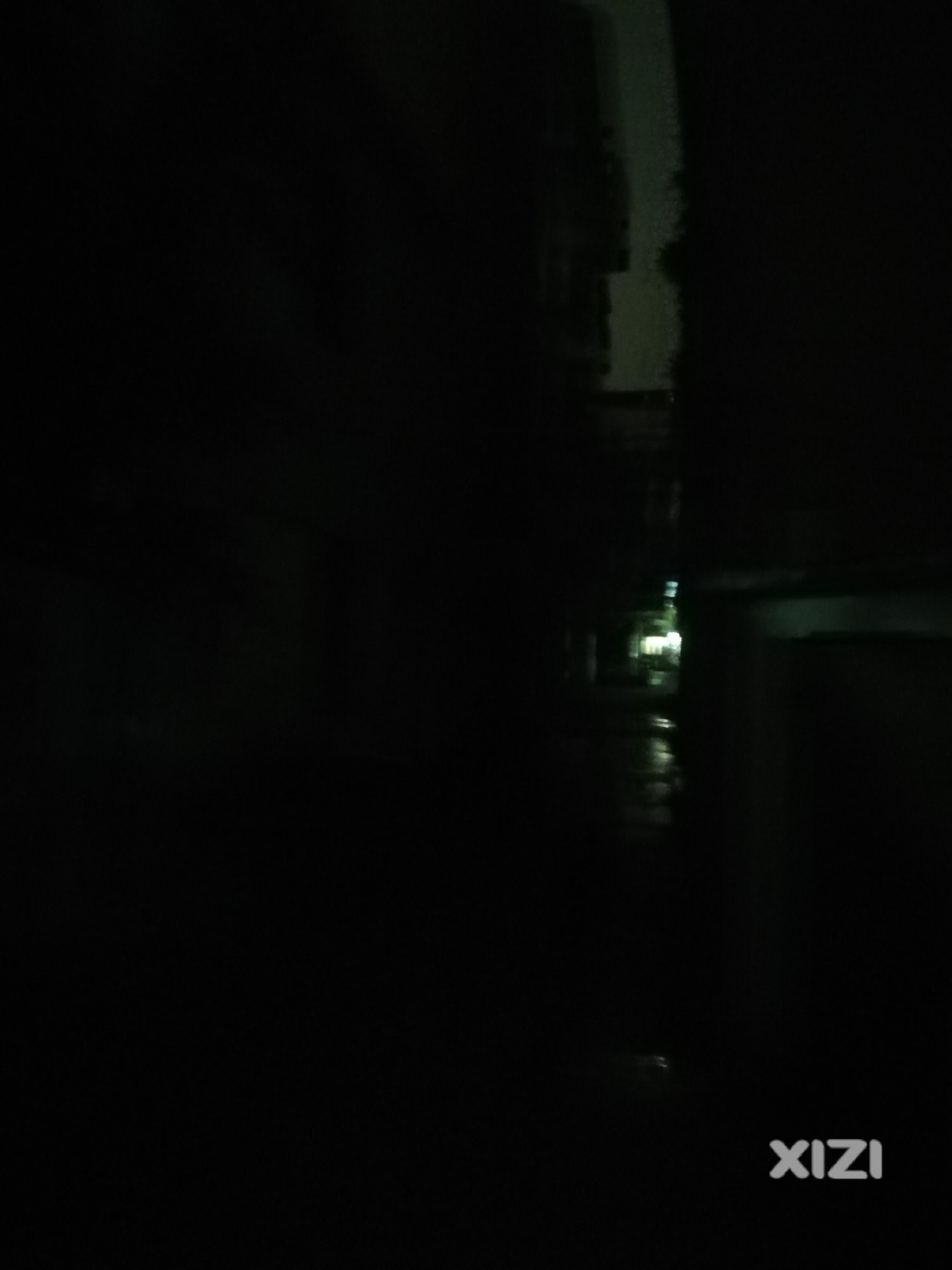 @平山路灯所
