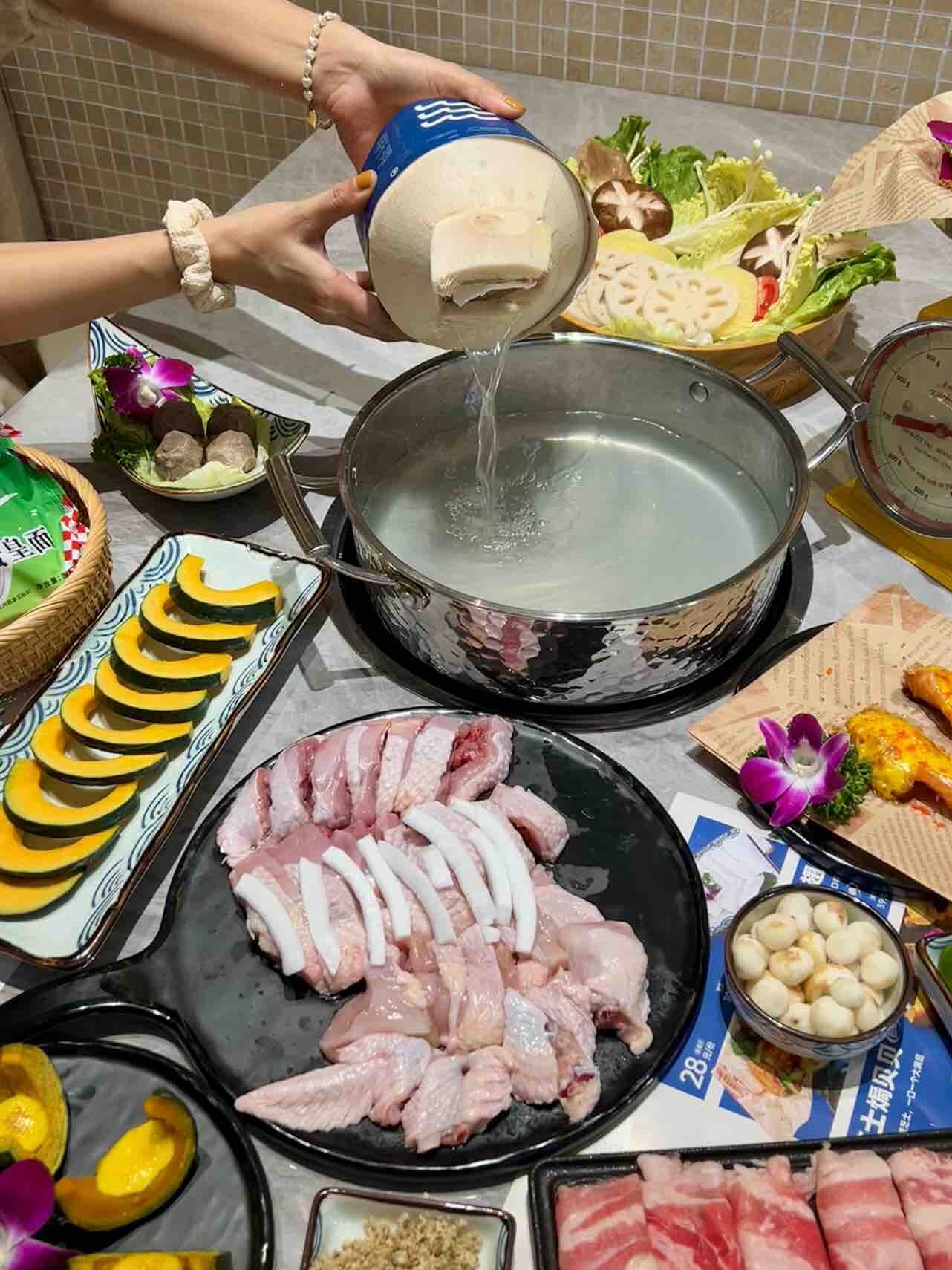 惠州美食：椰子鸡火锅，你推荐哪家？