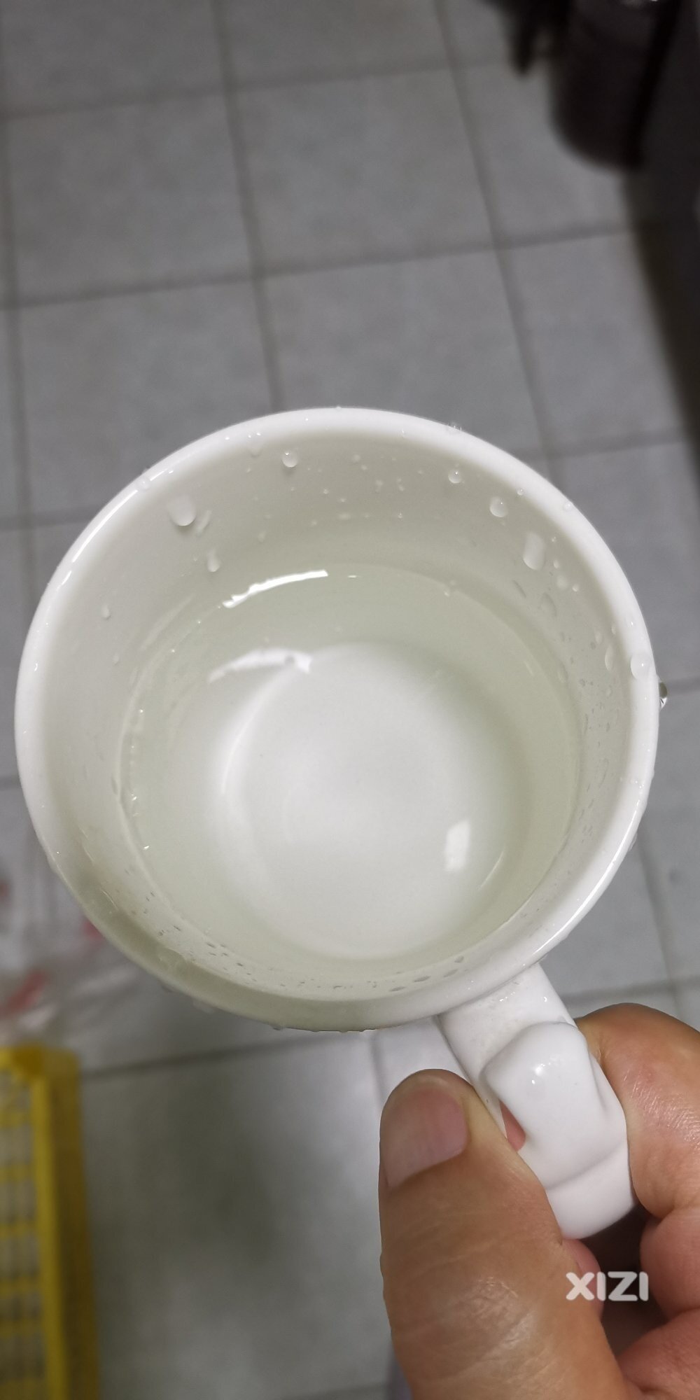 龙丰上排今天的自来水发黄