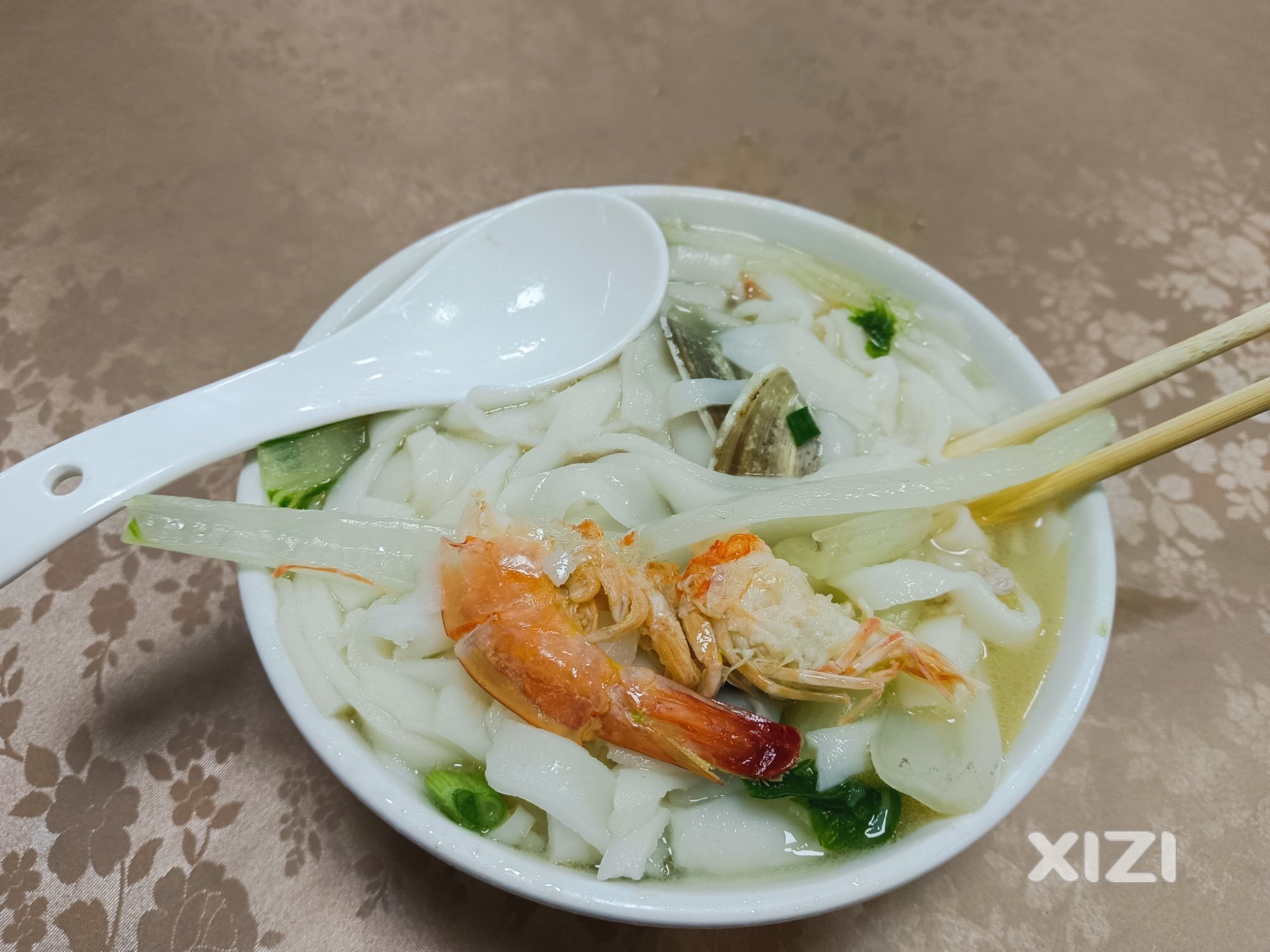 惠东美食~平海汤粉。应该是惠东价格最贵的汤粉。海鲜味好清爽