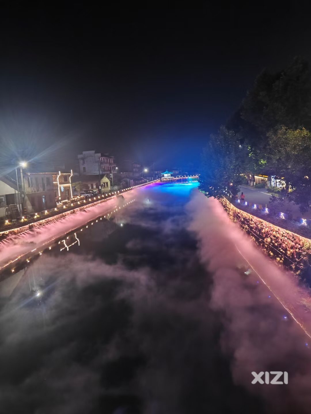 这夜景做的真好，有意境！