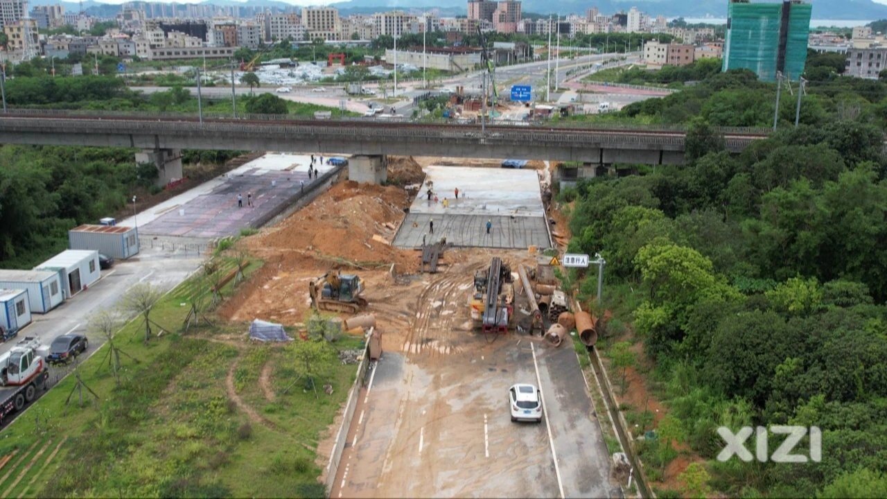 惠东大道一级公路6车道改扩建工程:最后穿铁路下的即将完工通车！