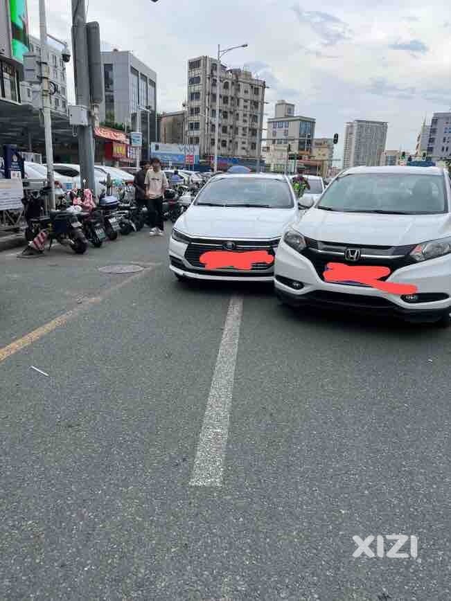 右转进好宜多，路口的