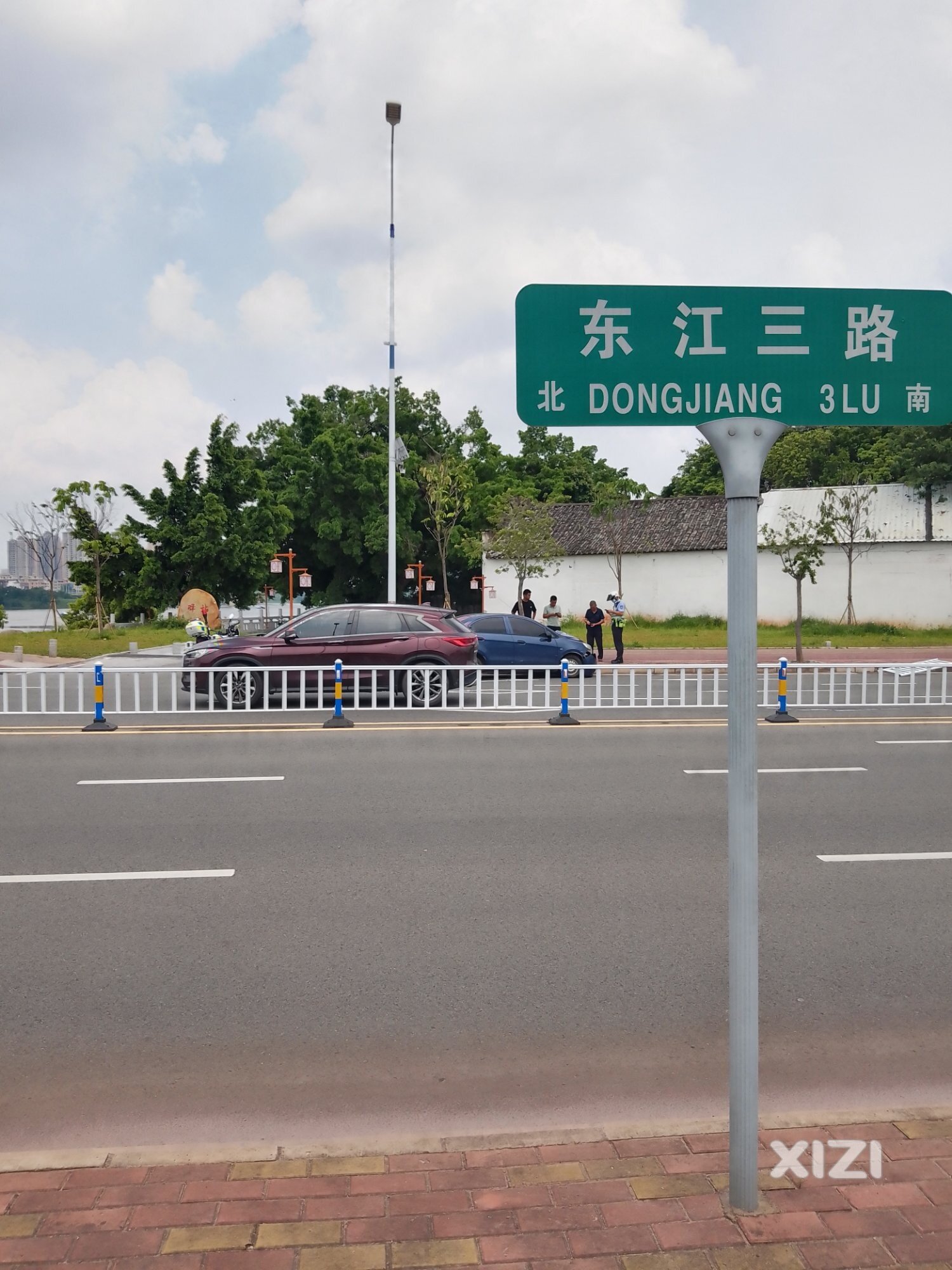 东江三路一人交通事做
