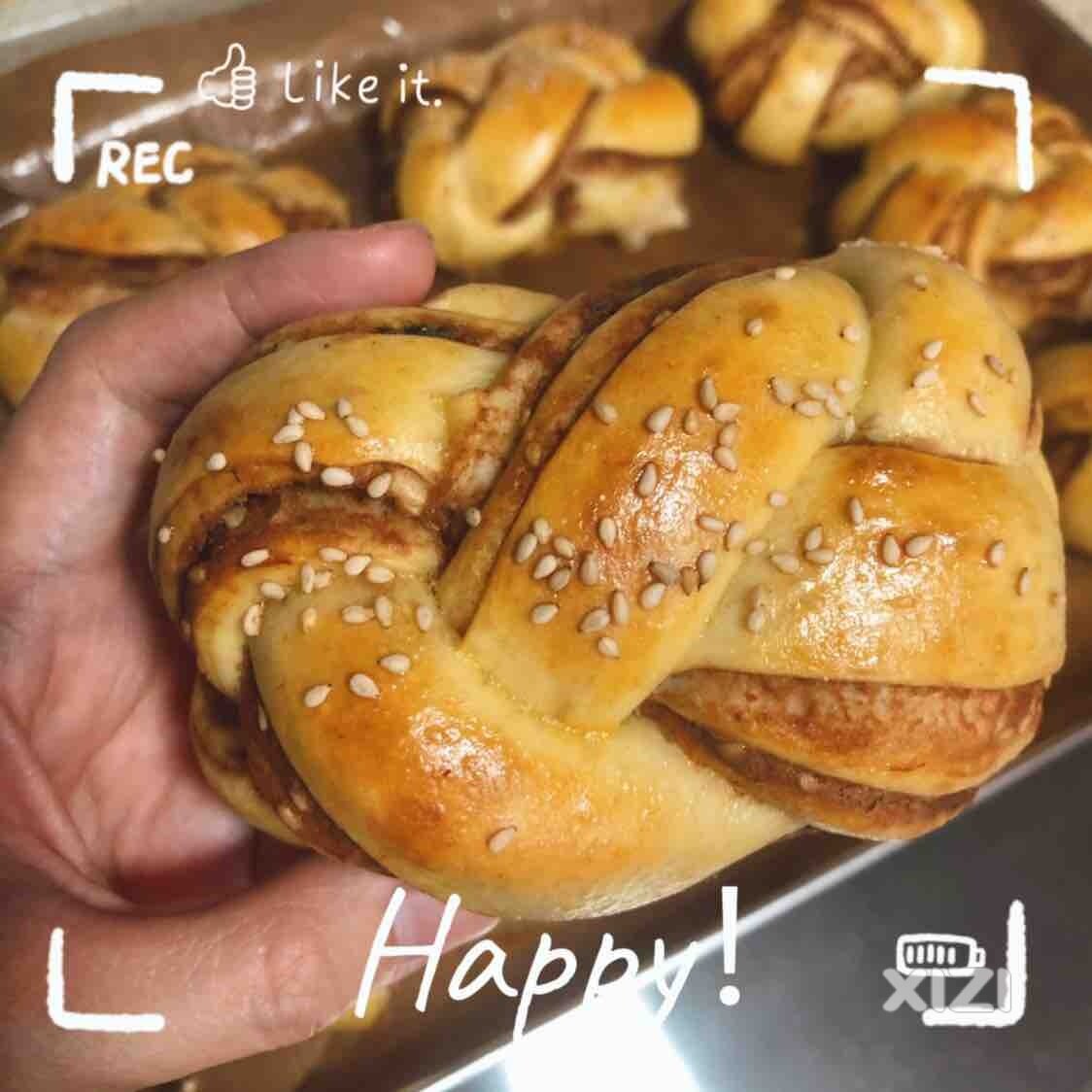 好多年没在外面买过面包了