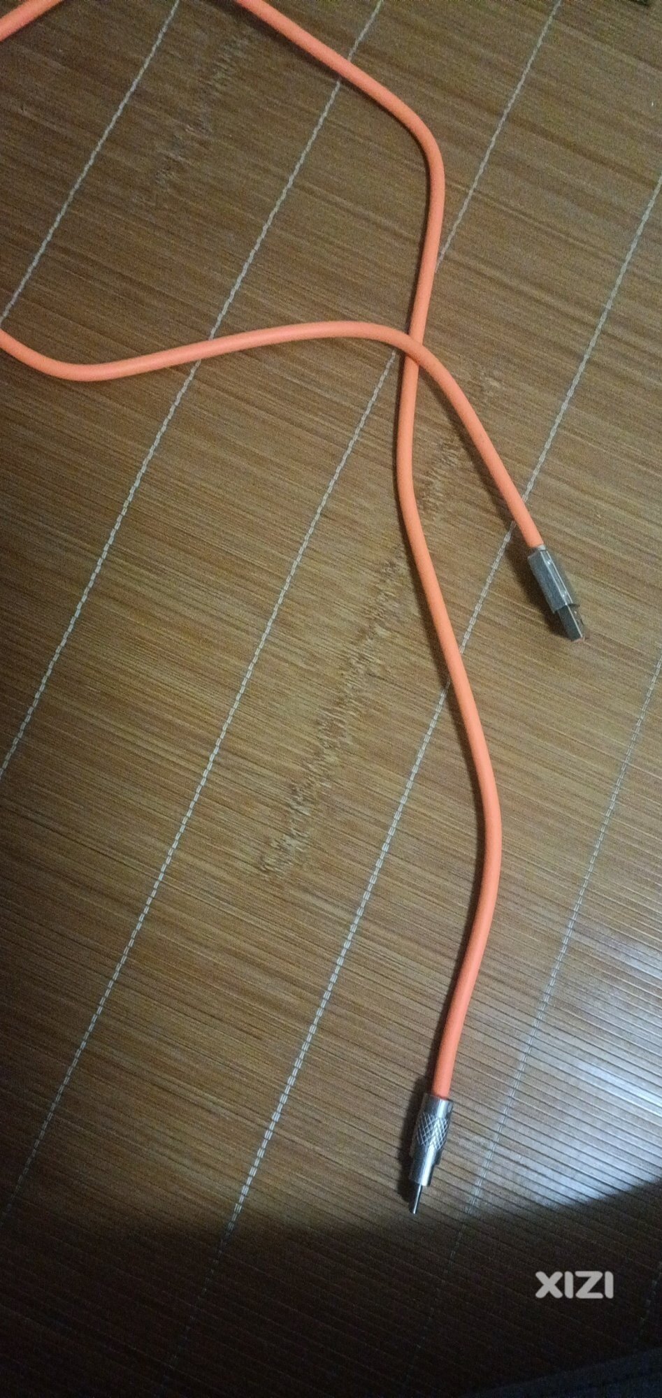 该管管了  某宝买的充电线给他害惨了