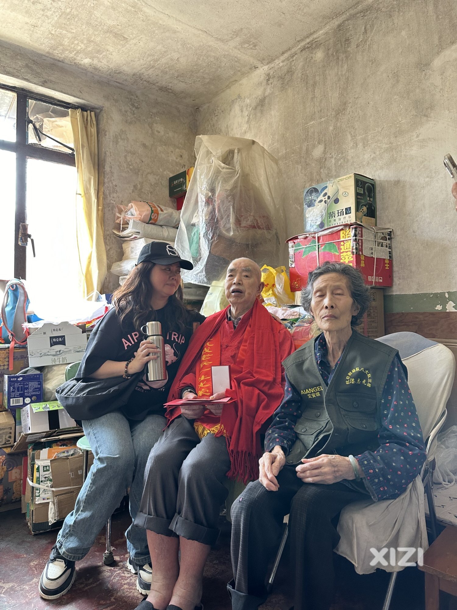云南昆明：关爱老兵.感恩有你.温暖行动-艾安琪