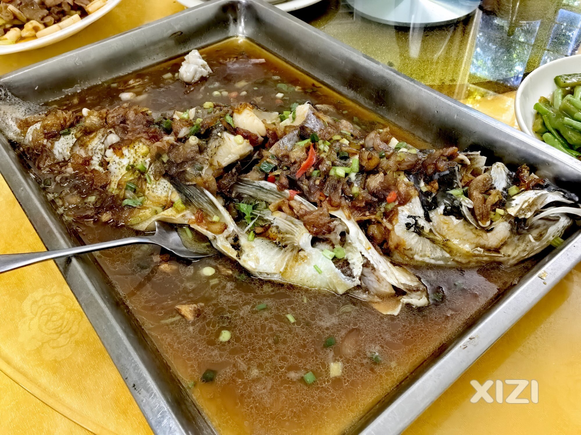 村民饭店，摘荔枝开园