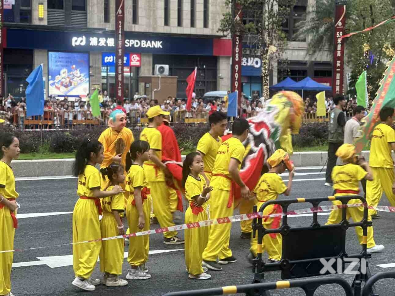陈江五一大道英歌表演助力端午粽子飘香