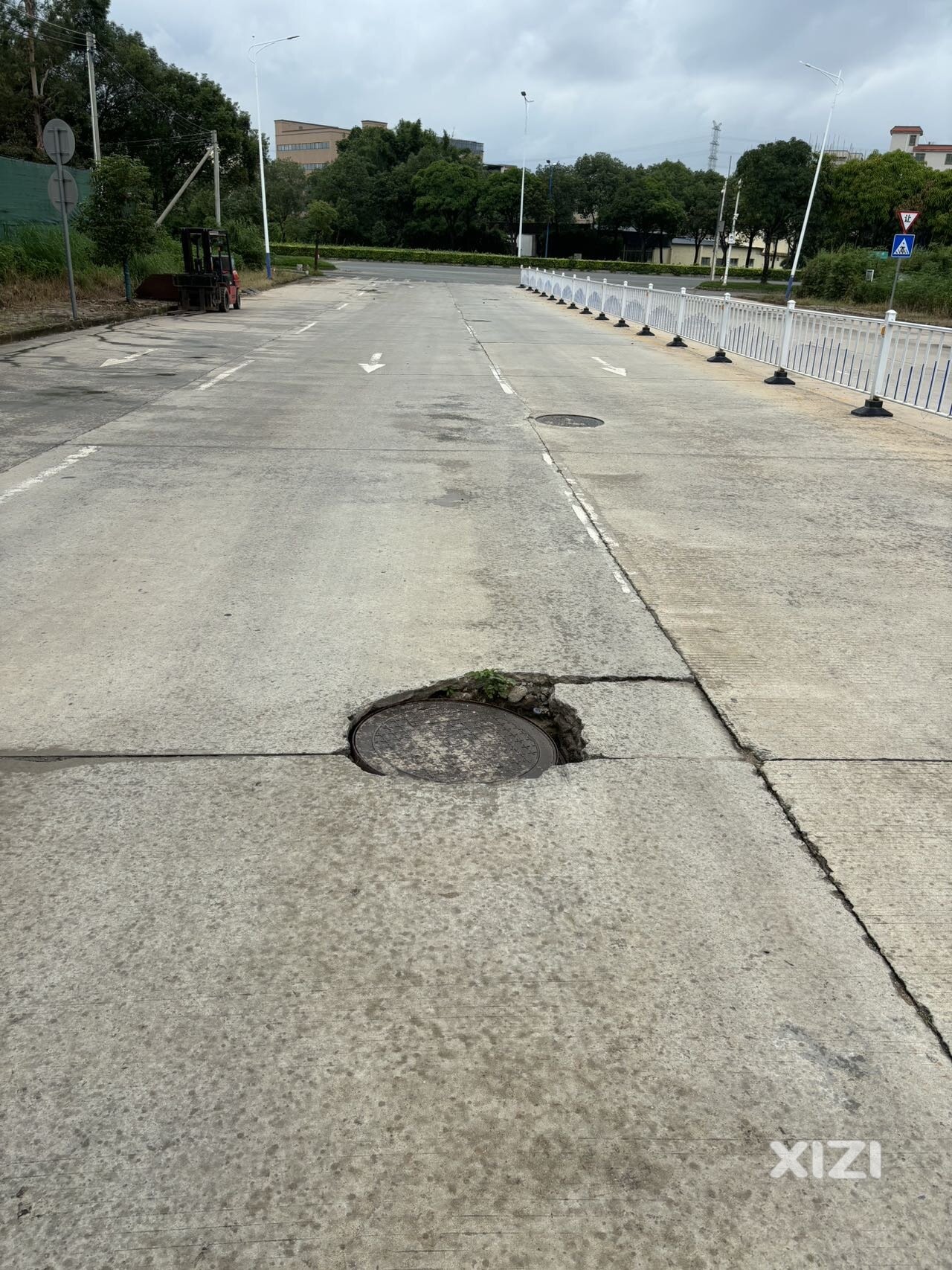 汝湖镇兴湖一路大坑害人