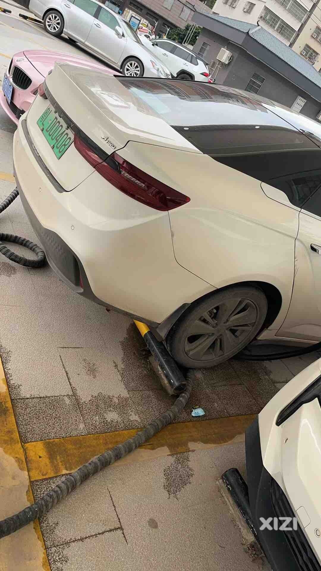 一大早遇到…