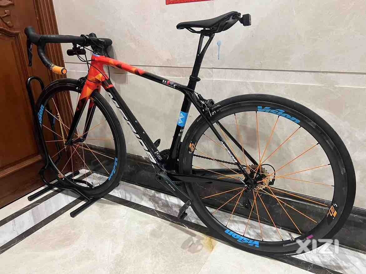 买尾包还是水壶工具包
