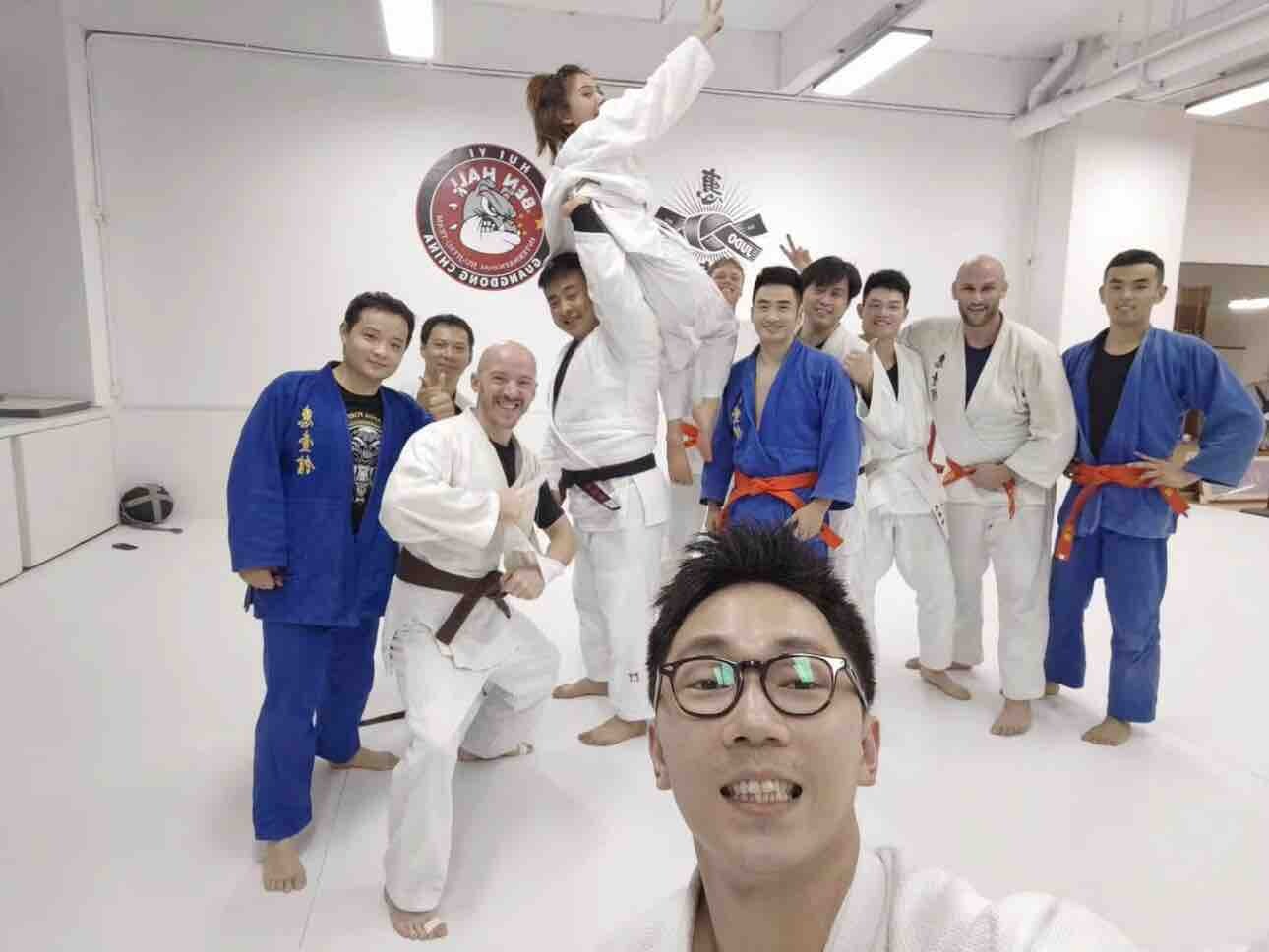 寻找喜欢柔道和巴西柔术的训练伙伴