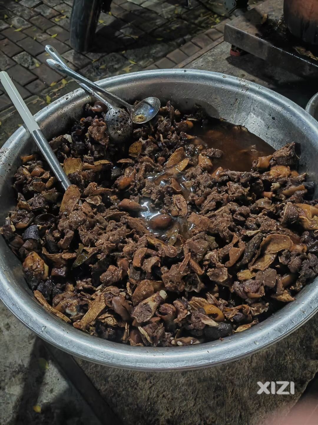 夏至狗，冒得走