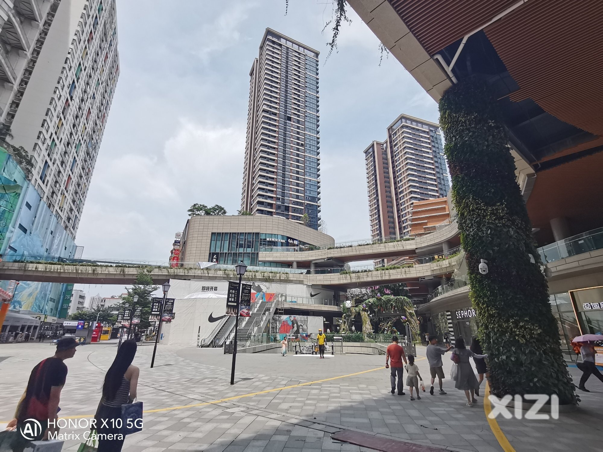 港惠新天地，商超新高度。