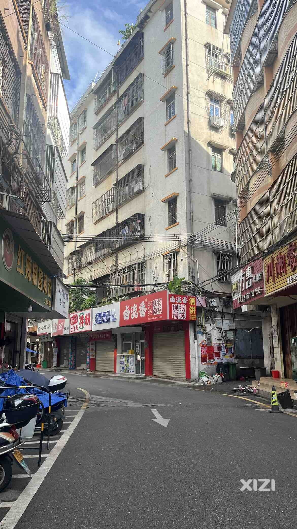红荣街二巷脏乱差
