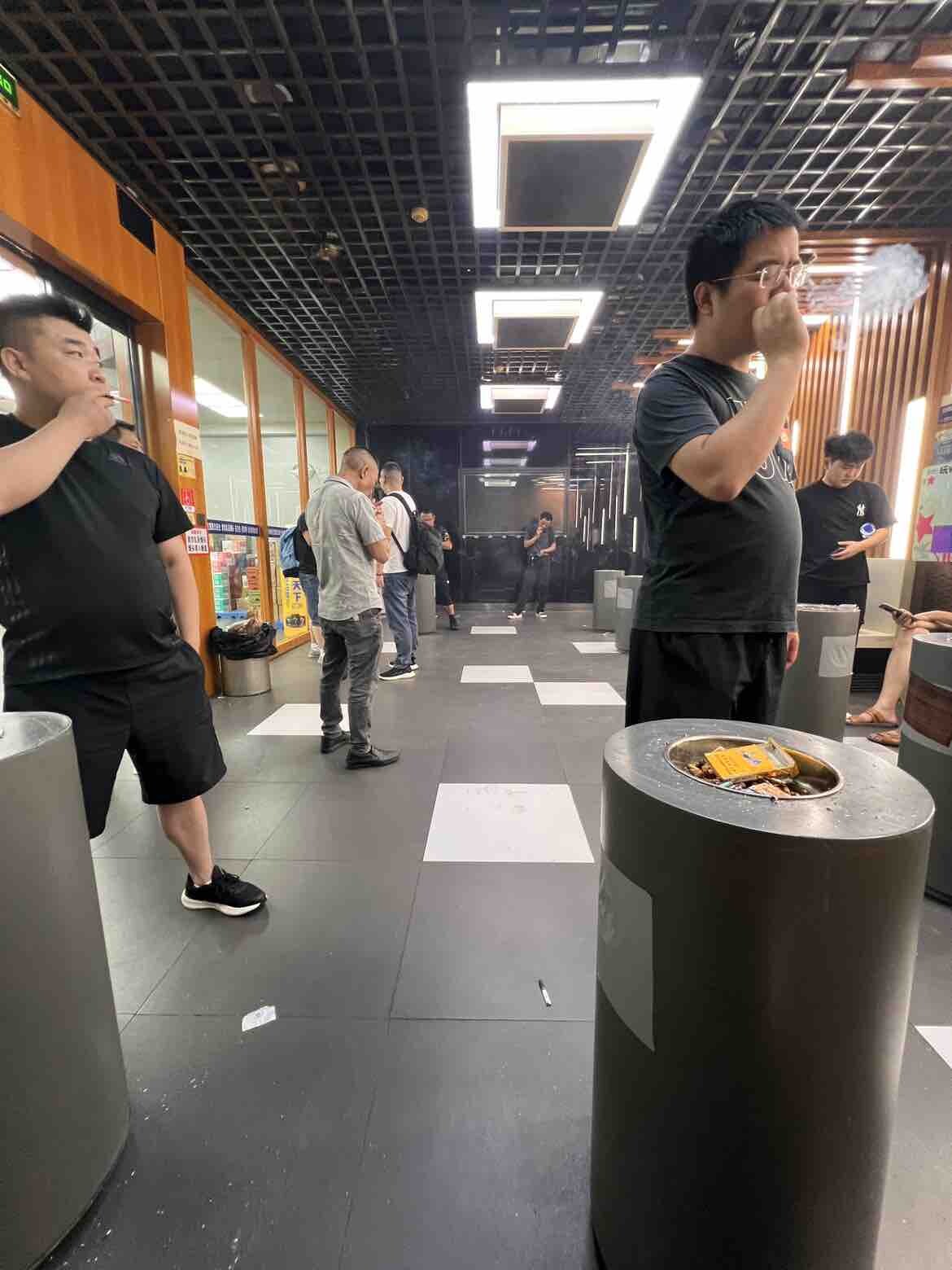 高铁站，我最爱这里！