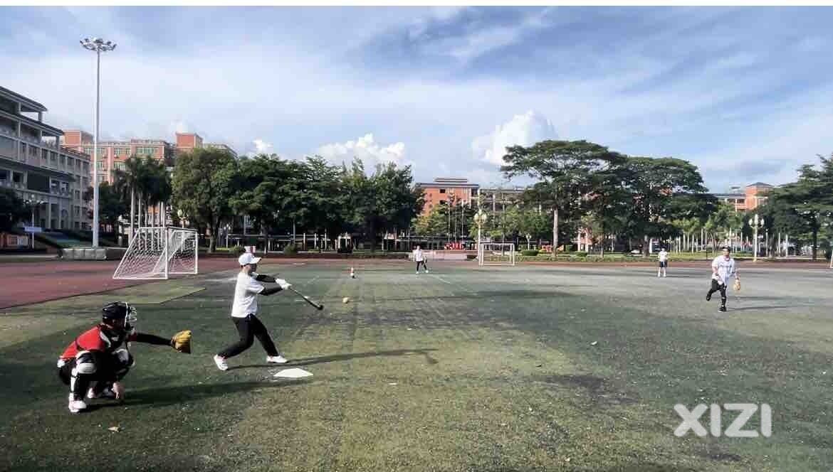 棒球初体验，好玩很适合团建活动