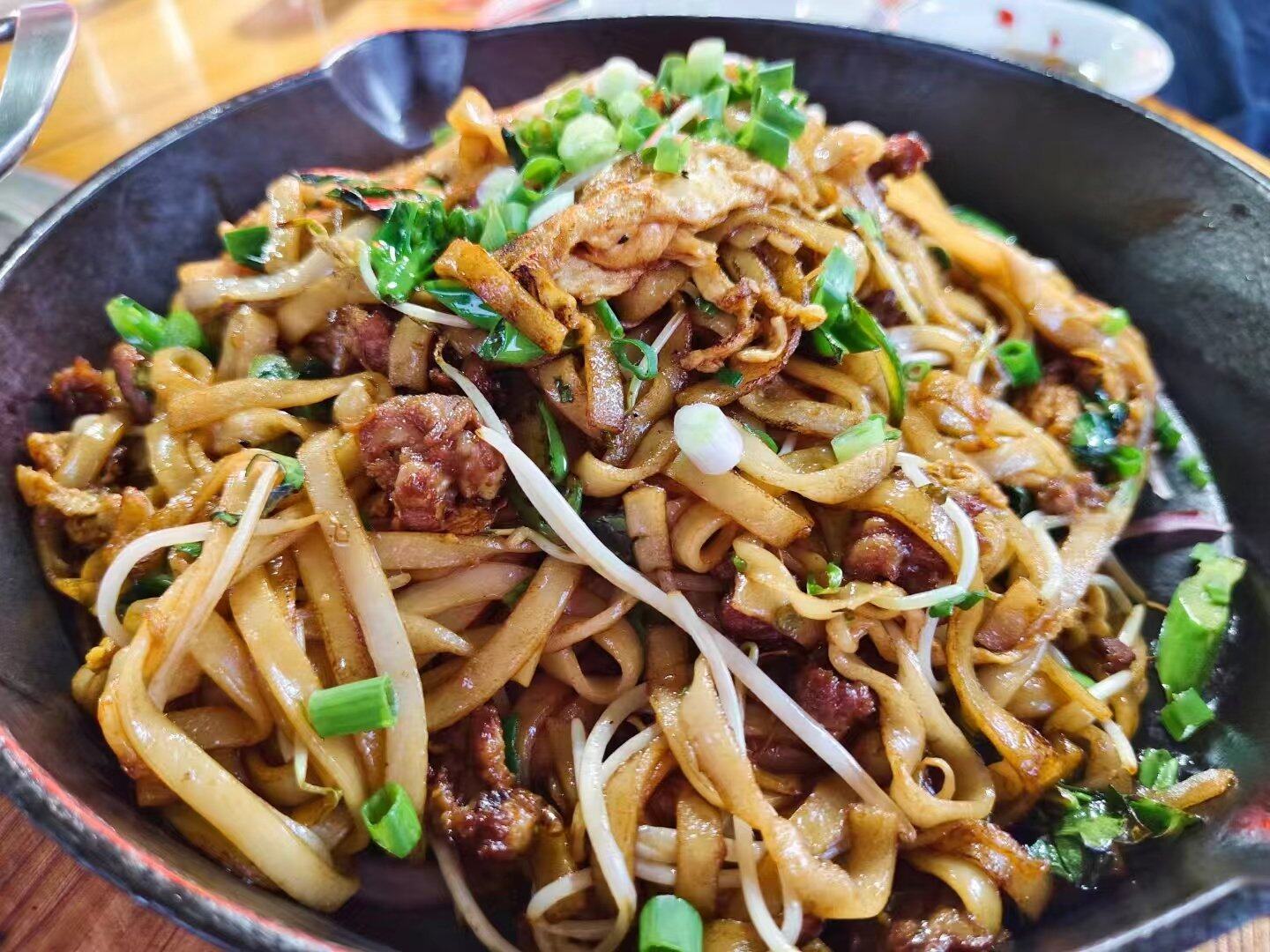吃饱喝足，才能继续前
