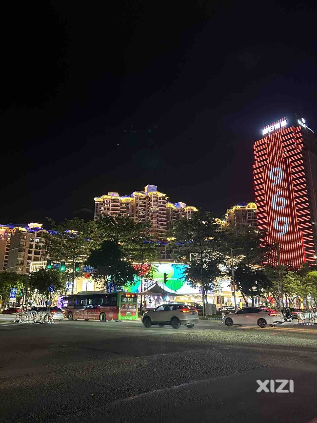 发现江北十多年没亮过灯的楼突然亮灯了，希望惠州地标灯光都能亮起来