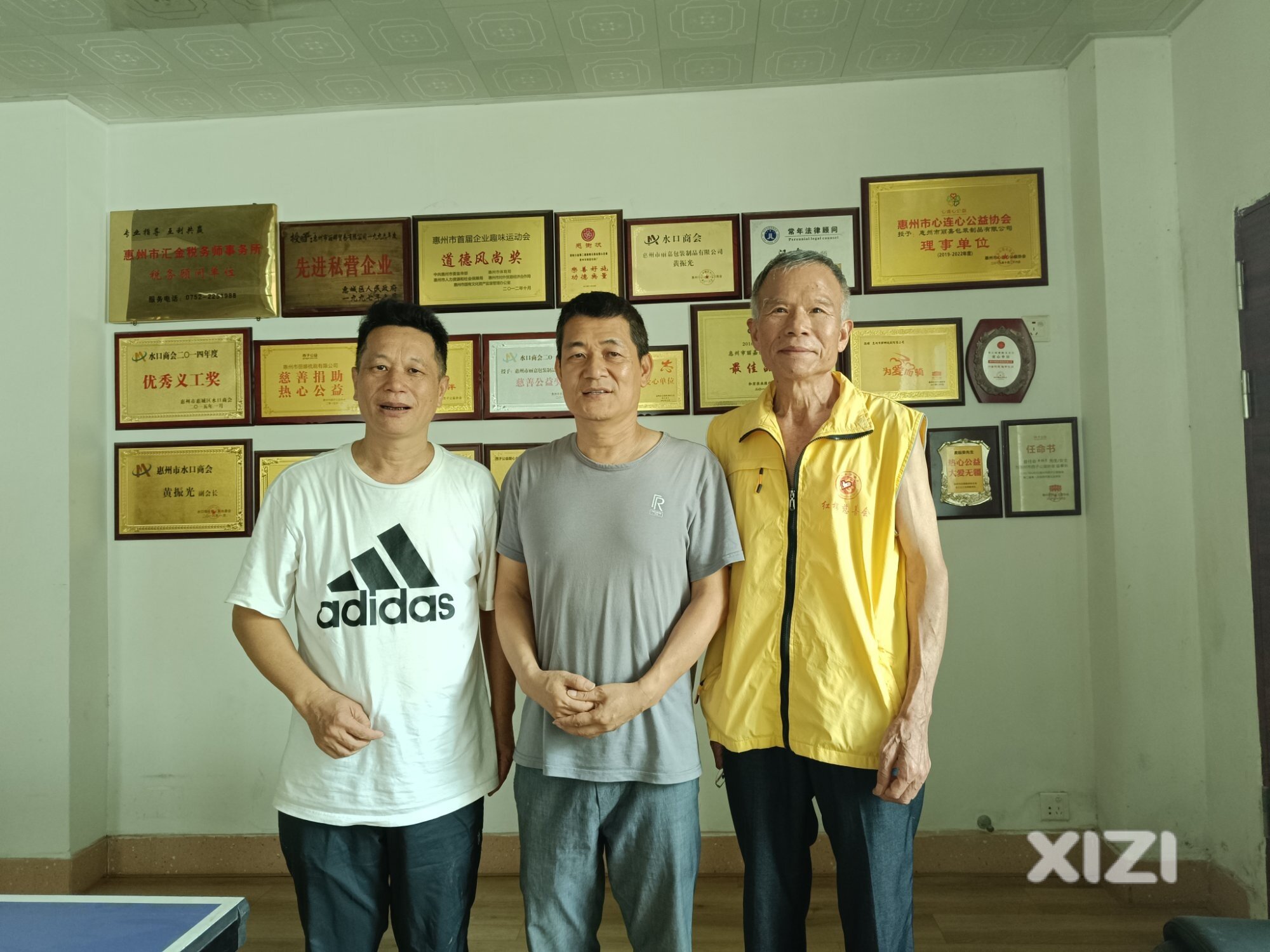 红棉志愿者走进丽嘉包装制品有限公司交流互动