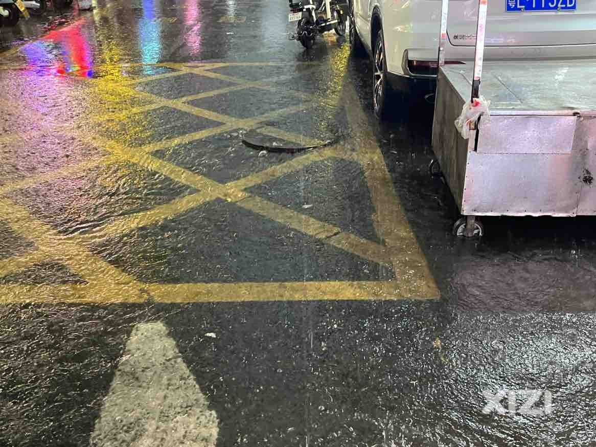 陈江天地合附近市场路口下水道会冒水上来很臭