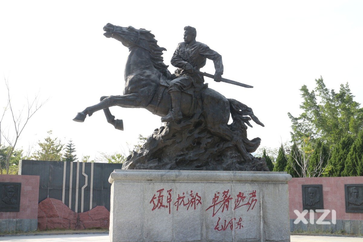 叶挺将军祖先世系新修编的族谱，已在四年前颁谱发行