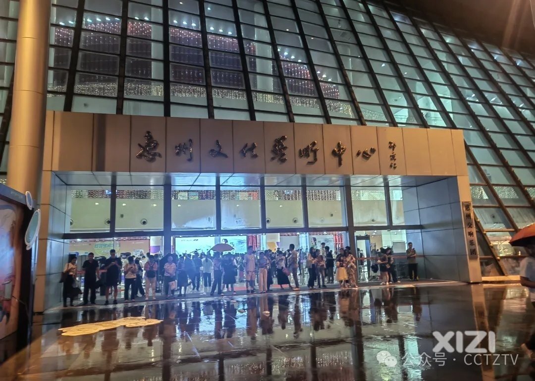 行走的音乐感动你我真正的艺术魅力永恒