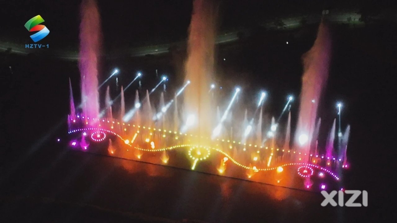非遗“打铁花”点亮“夜经济”！惠州这个景区延迟闭园获游客点赞