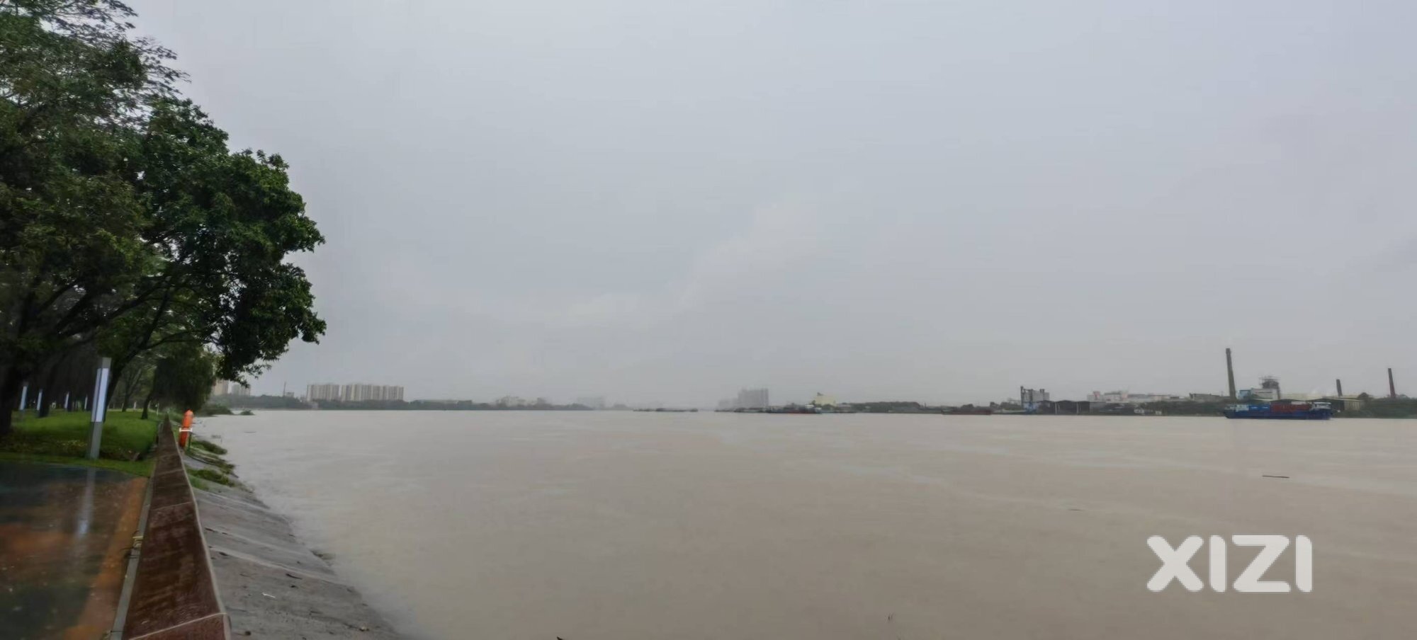 暴雨中的东江巡抚记