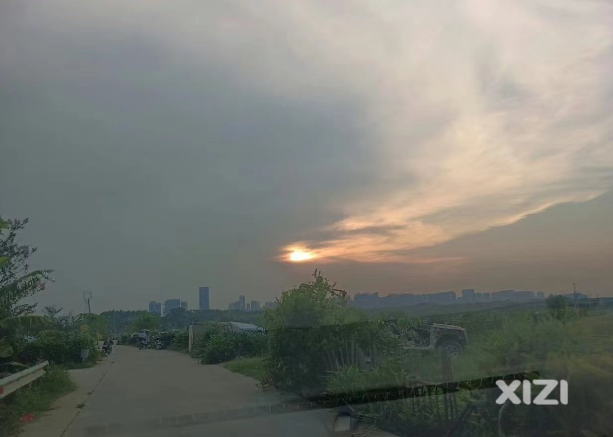 太阳和晚霞搭配的好