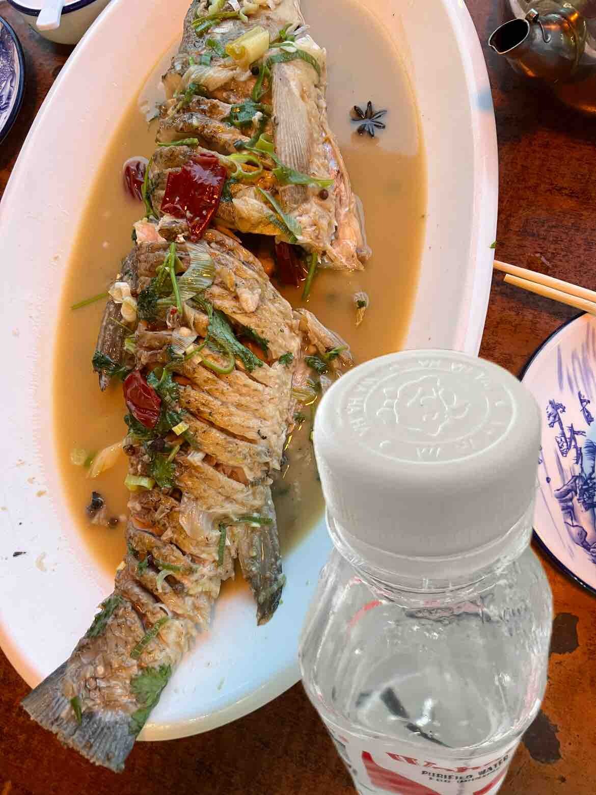 热天喝几杯酒，舒服！