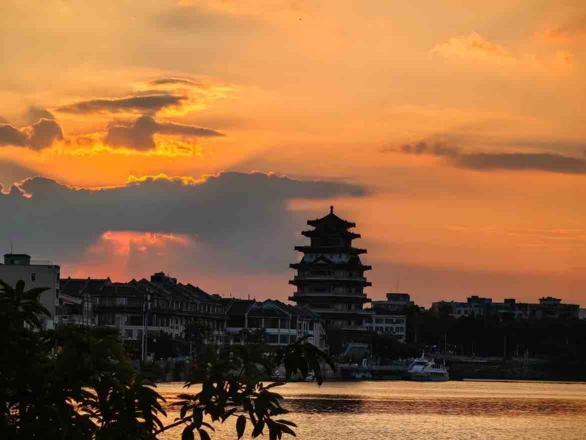人静、物简、心安