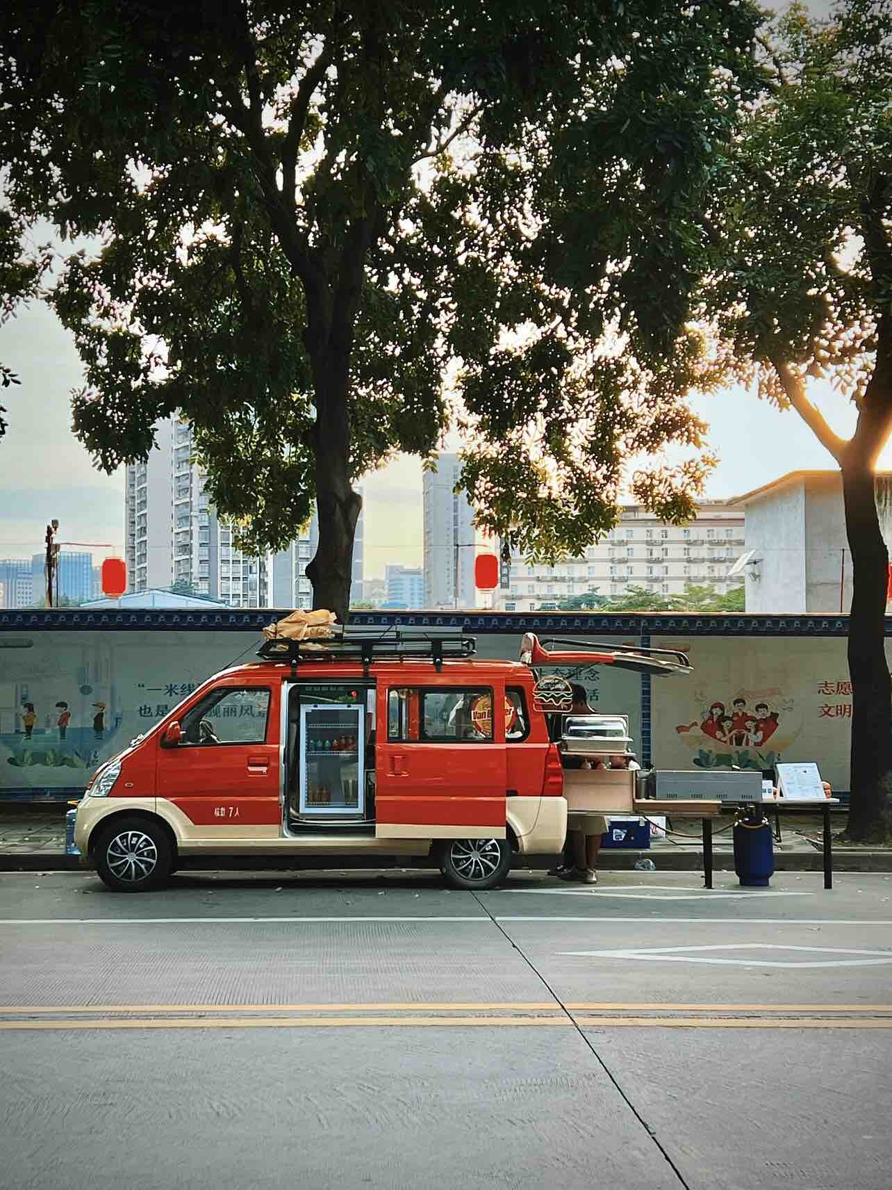 惠州美食： Van Burger 汉堡车！你吃过吗～