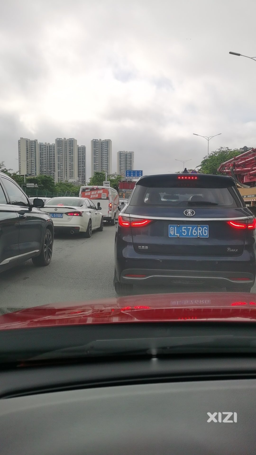水口中信大桥修路，应