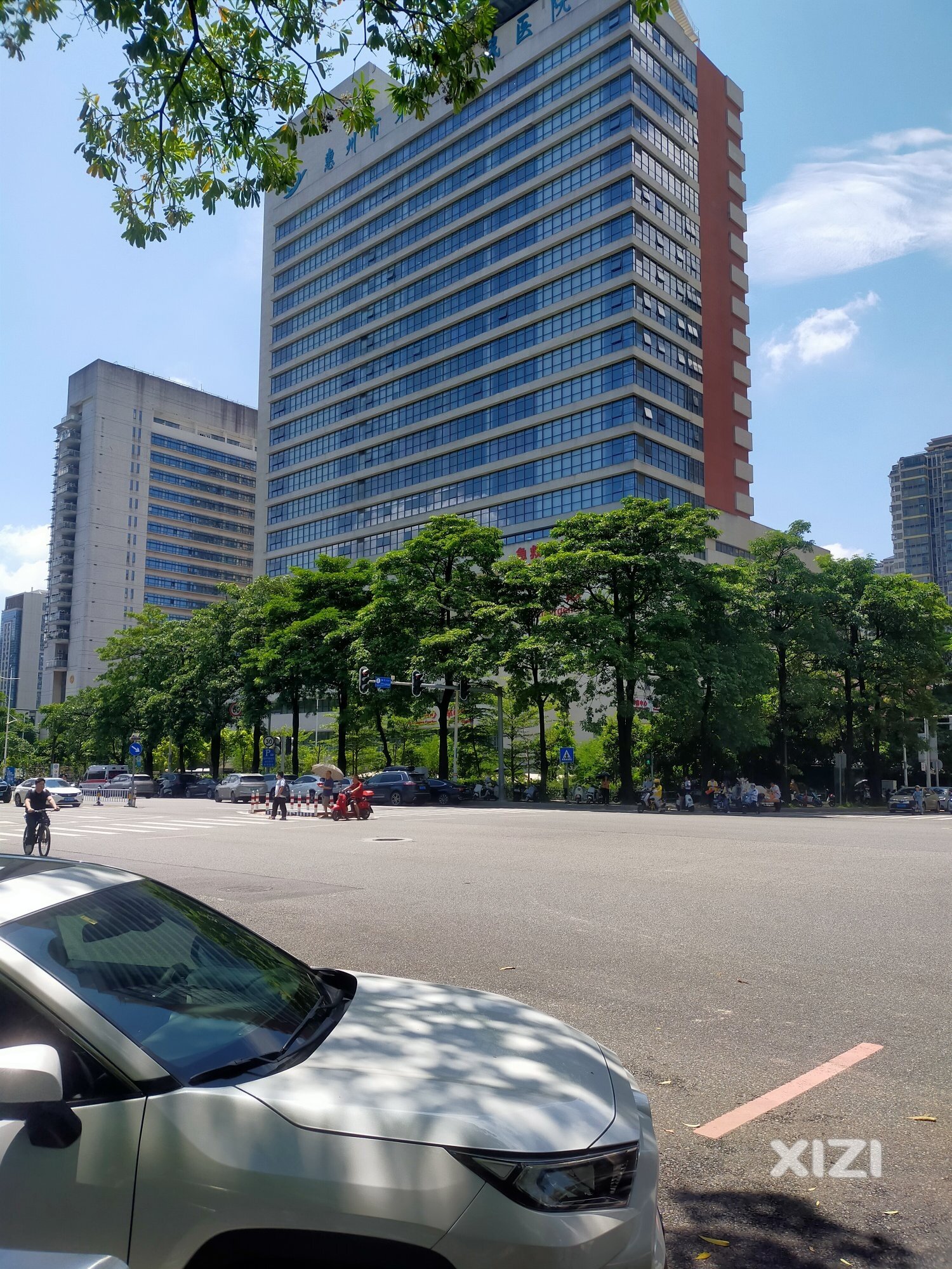 你在惠州保低多少生活费够用了？