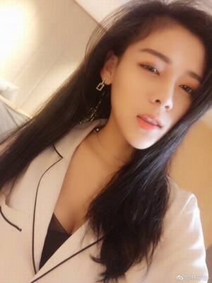 某女子在惠州做主播两年，买下惠州100多万的房子，却因还不起房贷~如今只想套现离场
