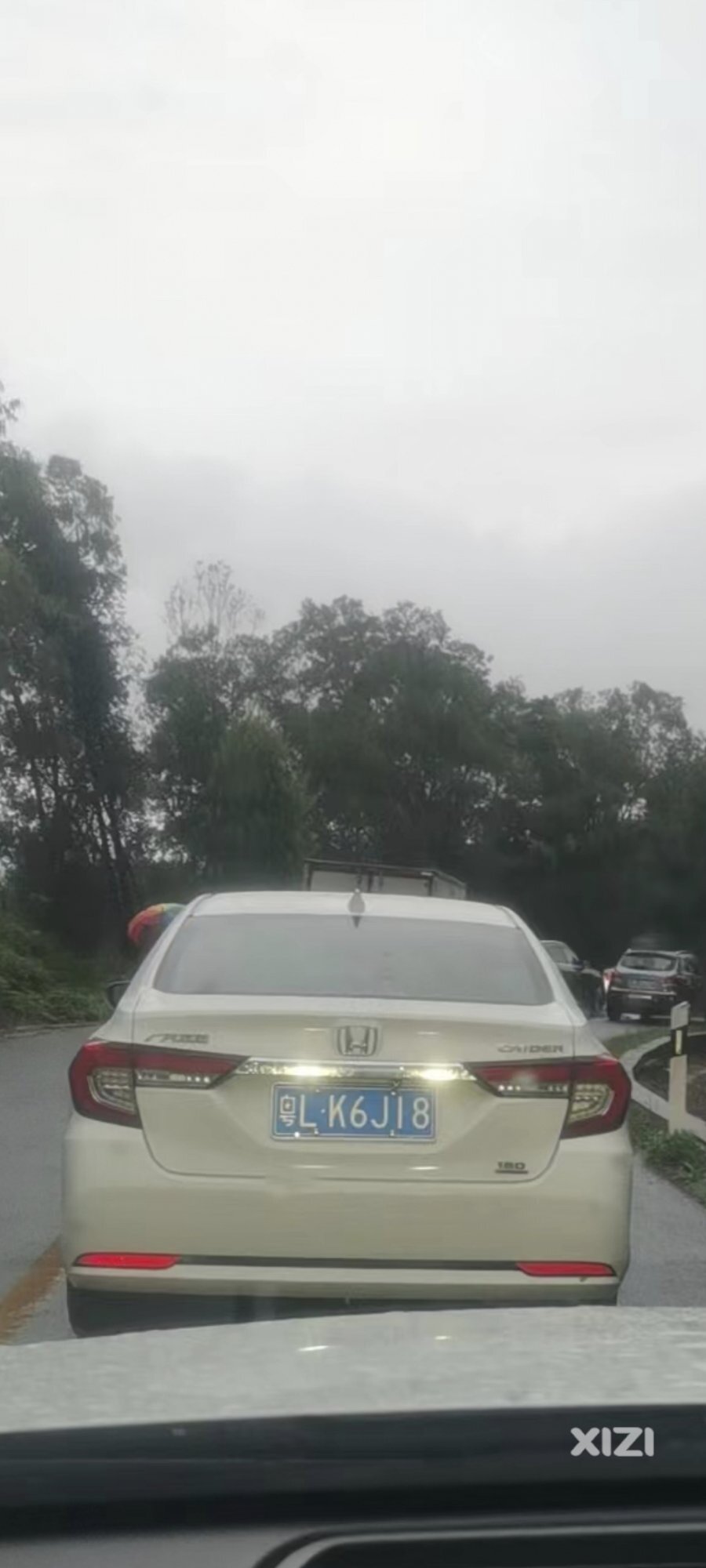 高马宝方向鹿窝段车祸