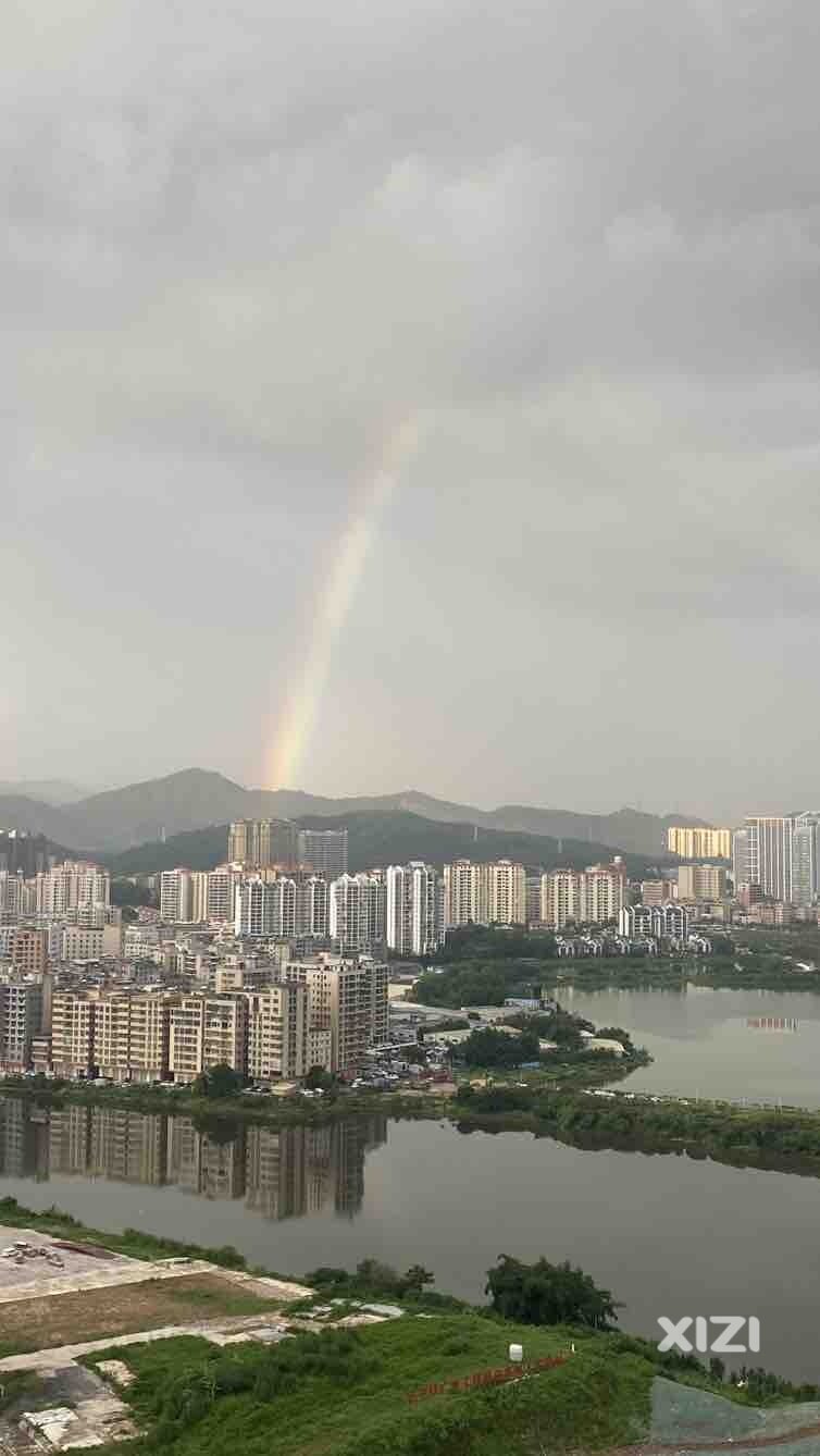 彩虹