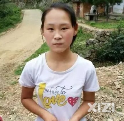 江北孩子不小心弄丢了妈妈的社保卡，不敢回家，还复原路找社保卡